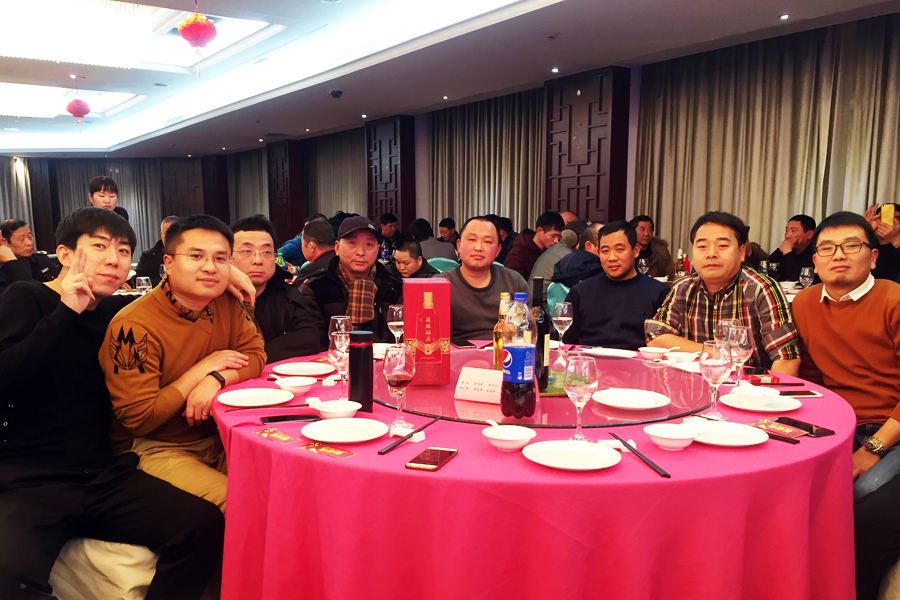贏戰(zhàn)豬年、共創(chuàng)輝煌--山美股份隆重舉行2018年度表彰大會暨2019迎新年會