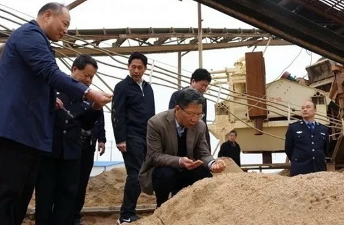 機(jī)制砂進(jìn)入“黃金時(shí)代”，機(jī)遇與挑戰(zhàn)并行，如何抓住機(jī)遇，你需要知道這四點(diǎn)！