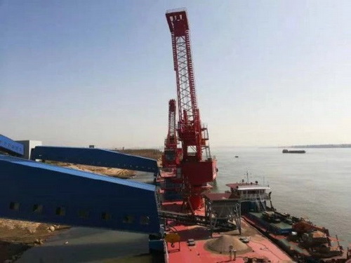 湖北一永久性砂石集并中心建成，總投資約2.5億元，年設(shè)計吞吐量360萬噸
