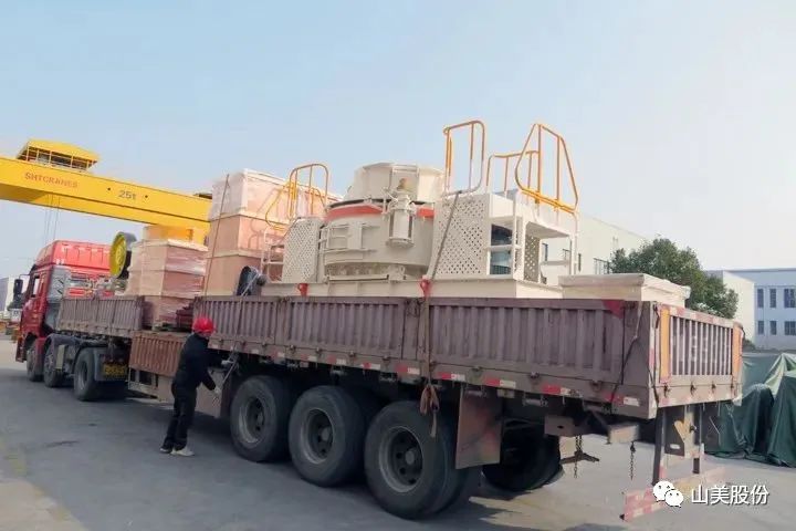 新年快樂 | 回首2022，闊步2023